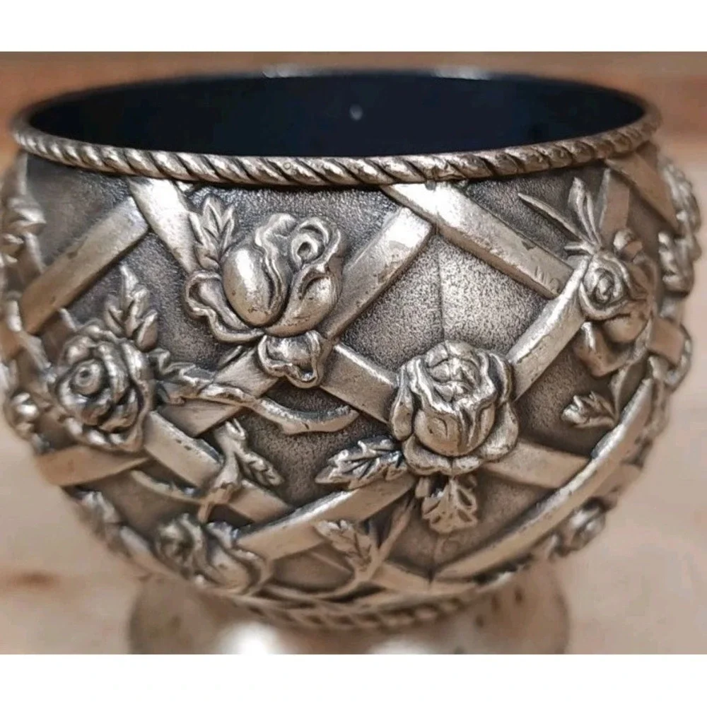 Pewter Bowl Lattice Flowers / Rope Design 3 Inches‎